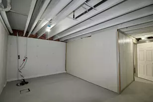 7241 Chucks Way, Loves Park, WI 61111 - Photo 27