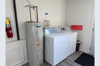 106 S 3rd Ave, Mendota, IL 61342 - Photo 7