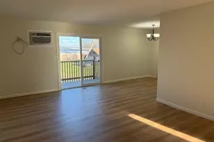 106 S 3rd Ave, Mendota, IL 61342 - Photo 1