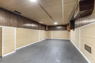 1617 Custer Ave, Rockford, IL 61103 - Photo 17