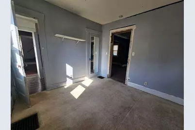 915 Van Wie, Rockford, IL 61103 - Photo 5