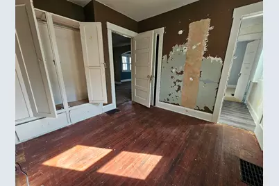 915 Van Wie, Rockford, IL 61103 - Photo 11