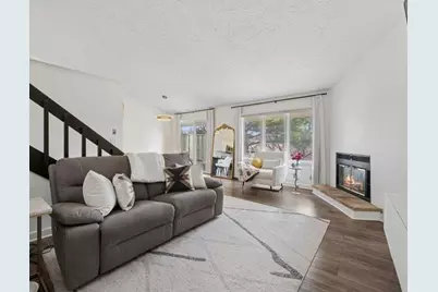 4657 High Point Drive #Unit 32, Rockford, IL 61114 - Photo 3