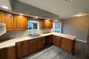 603 Iris St, Savanna, IL 61074 - Photo 5