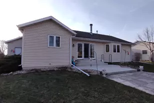 503 Royal Ave, Belvidere, IL 61008 - Photo 3