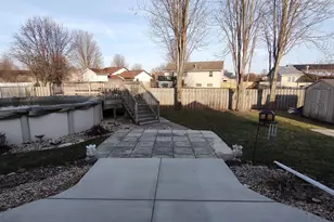 503 Royal Ave, Belvidere, IL 61008 - Photo 5