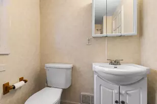 2922 Collins St, Rockford, IL 61108 - Photo 15