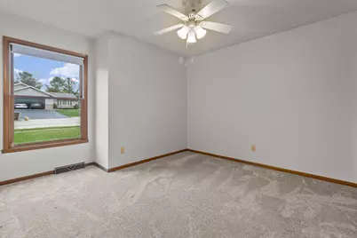 1872 S Trainer Road, Rockford, IL 61108 - Photo 33