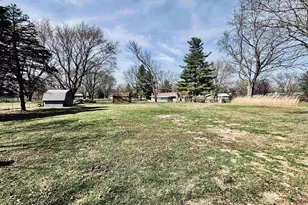 6135 Halverson Dr, Rockford, IL 61109 - Photo 41