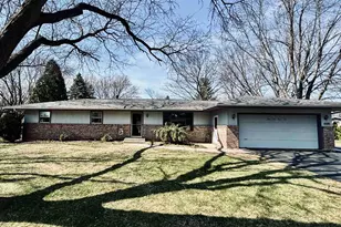 6135 Halverson Dr, Rockford, IL 61109 - Photo 1