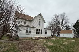 300 Holcomb Ave, Milledgeville, IL 61051 - Photo 3