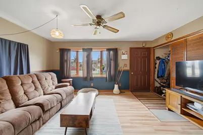 2008 E 6th Street, Sterling, IL 61081 - Photo 5