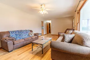 4025 Laramie Ln, Rockford, IL 61108 - Photo 3