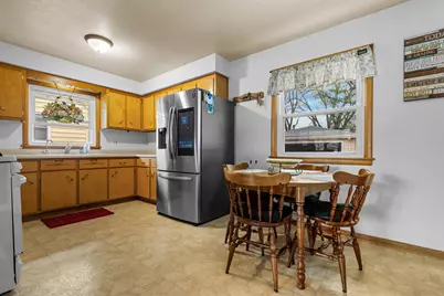 2211 Montana, Rockford, IL 61108 - Photo 7