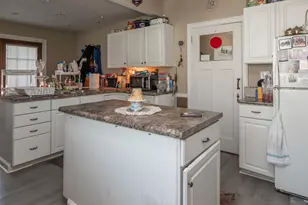 2120 17th Ave, Rockford, IL 61104 - Photo 9
