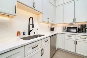 6667 Rolling Hedge Ln, Rockford, IL 61108 - Photo 15