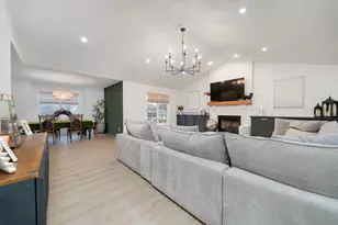 6667 Rolling Hedge Ln, Rockford, IL 61108 - Photo 5