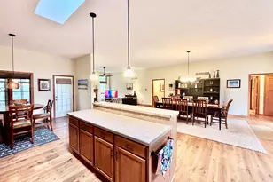 11370 Lindbergh Ln, Poplar Grove, IL 61065 - Photo 5