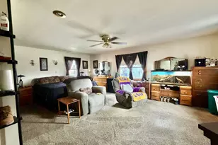 31 3rd St, Savanna, IL 61074 - Photo 27