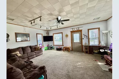 31 3rd Street, Savanna, IL 61074 - Photo 3