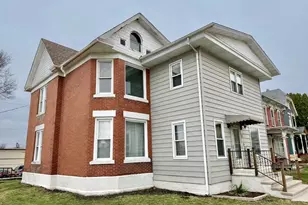 31 3rd St, Savanna, IL 61074 - Photo 1