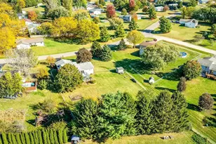 6609 Sawmill Dr, Roscoe, IL 61073 - Photo 39