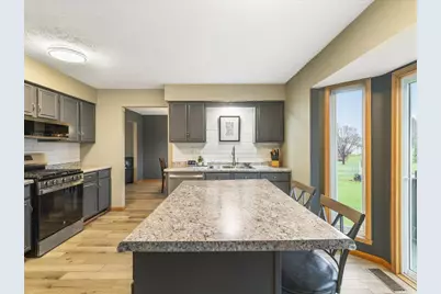 6609 Sawmill Drive, Roscoe, IL 61073 - Photo 11