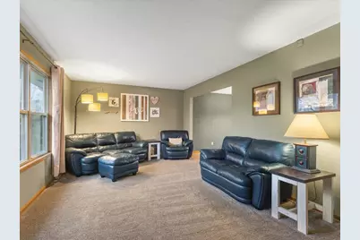 6609 Sawmill Drive, Roscoe, IL 61073 - Photo 5