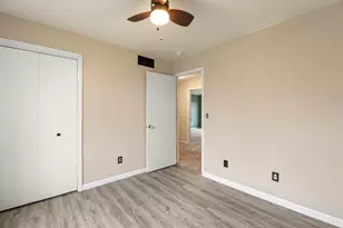 918 Julien St, Belvidere, IL 61008 - Photo 17