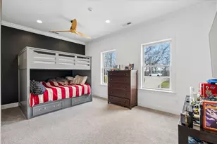 77 Roosevelt Dr, East Dubuque, IL 61025 - Photo 9