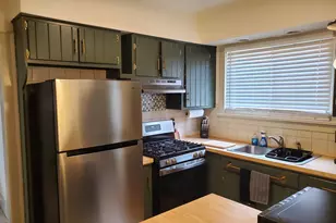 712 Seminary St, Rockford, IL 61104 - Photo 11