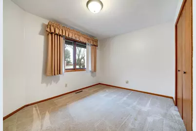 5036 Valley Pines Drive, Rockford, IL 61109 - Photo 23