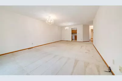 5036 Valley Pines Drive, Rockford, IL 61109 - Photo 9