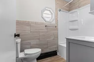 303 Gold River Ave, Rockford, IL 61102 - Photo 9