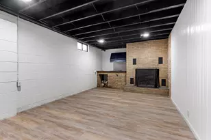 303 Gold River Ave, Rockford, IL 61102 - Photo 11