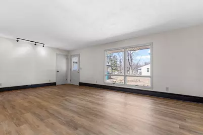 303 Gold River Avenue, Rockford, IL 61102 - Photo 3