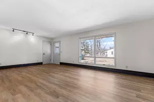 303 Gold River Ave, Rockford, IL 61102 - Photo 3