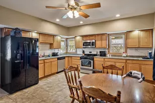 10182 N Adeline Rd, German Valley, IL 61039 - Photo 11