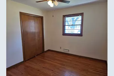 2019 Montana Avenue, Rockford, IL 61108 - Photo 17