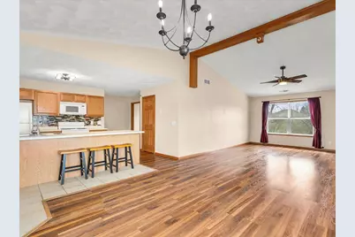 10184 Metalmark Lane #Unit 142D, Roscoe, IL 61073 - Photo 3