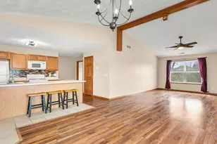 10184 Metalmark Ln, Roscoe, IL 61073 - Photo 3