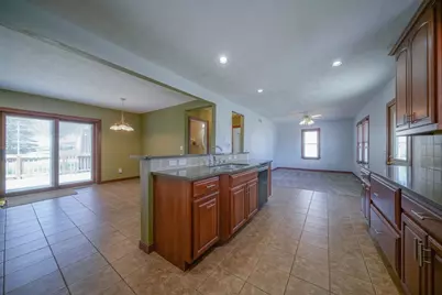 711 Taylor Street, Pecatonica, IL 61063 - Photo 3