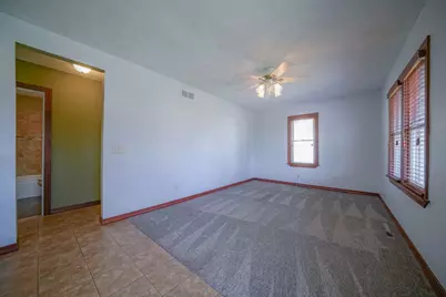 711 Taylor Street, Pecatonica, IL 61063 - Photo 5