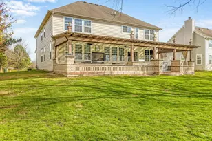 342 Comstock Dr, Elgin, IL 60124 - Photo 69