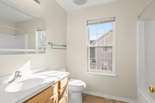 342 Comstock Dr, Elgin, IL 60124 - Photo 51