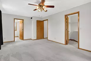 6980 N Summit Dr, Byron, IL 61010 - Photo 27