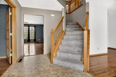 6980 N Summit Drive, Byron, IL 61010 - Photo 5