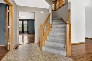 6980 N Summit Dr, Byron, IL 61010 - Photo 5