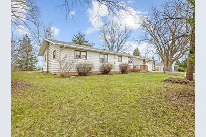 2280 Rock City Road, Ridott, IL 61067 - Photo 5