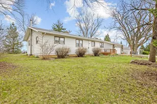 2280 Rock City Rd, Ridott, IL 61067 - Photo 5